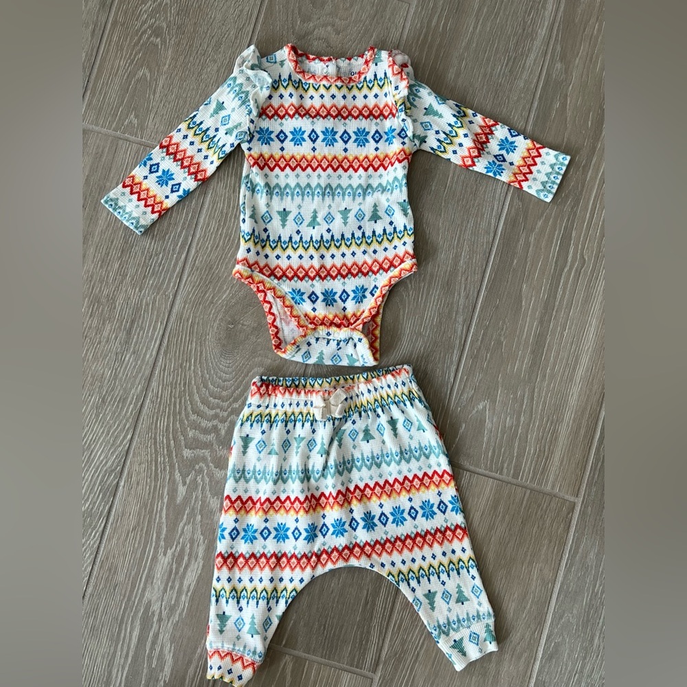 Old Navy Girls Holiday Matching Set for 3-6 Months